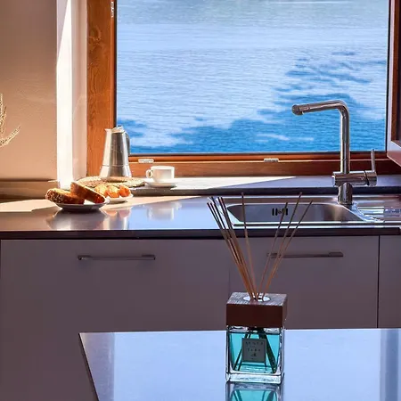 Hébergement de vacances La Del Faro - Helloelba