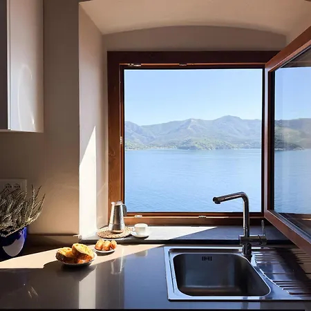 La Del Faro - Helloelba Hébergement de vacances *