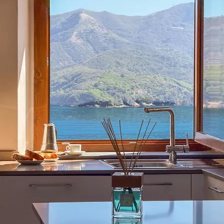 Hébergement de vacances La Del Faro - Helloelba *